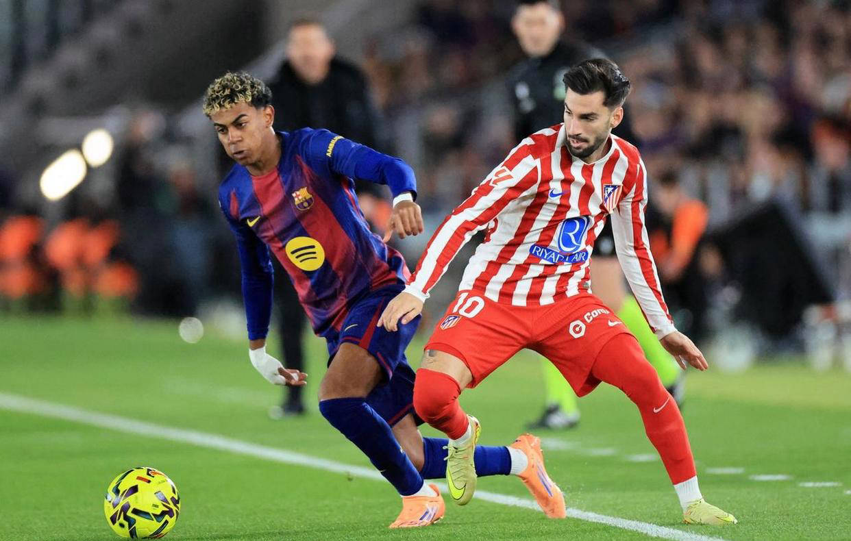 记者：罗马联系法比奥-席尔瓦团队，但若吉拉西离队他将留下（记者：罗马已接触法比奥-席尔瓦团队，若吉拉西离队他将选择留队）