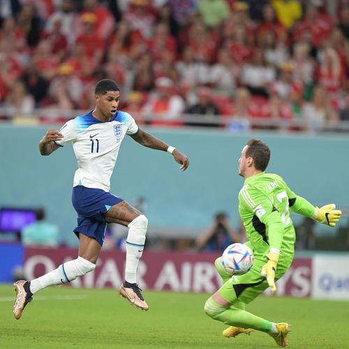 英超替补进球后被换下，特罗萨德成阿森纳队史第三人（英超赛场替补破门后又被换下，特罗萨德成阿森纳队史第三人）