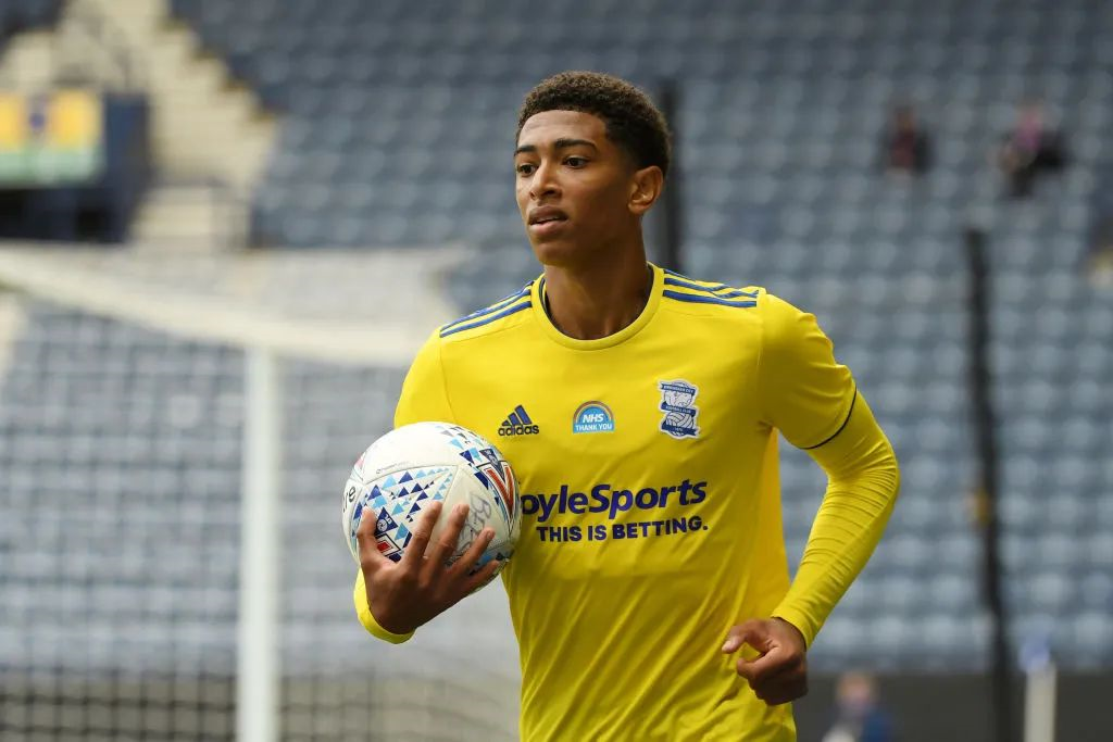 广东101-75江苏2喜1忧！萨姆纳王洪泽打成核心，2将纯废该弃用！