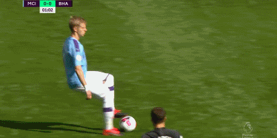 佩雷拉：离开曼联时我不想和滕哈格谈话，我想踢更多比赛（佩雷拉：离队曼联时不愿与滕哈格沟通，只想争取更多出场时间）