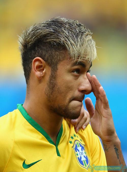 东体预测申花首发：阿苏埃和米内罗搭档锋线，鲍亚雄继续出战（东体预计申花阵容：阿苏埃携米内罗组成锋线双箭头，鲍亚雄继续登场）