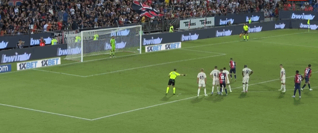 拿到50冠再退役，梅西已经是历史第一人了吗？（拿下第50冠再挂靴，梅西能否加冕史上第一？）