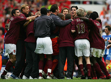 墨足协：墨西哥传奇马克斯将于世界杯结束后担任国家队主帅（墨西哥足协宣布：世界杯结束后传奇球星马克斯出任国家队主教练）