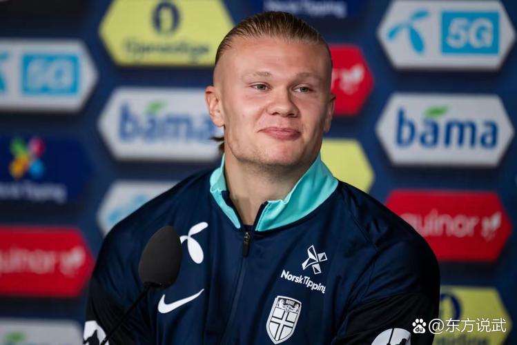 喀麦隆非洲杯大名单：姆伯莫领衔，巴索戈在列，奥纳纳无缘（喀麦隆非洲杯名单出炉：姆伯莫领衔，巴索戈入选，奥纳纳落选）